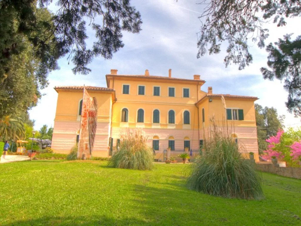 Villa Lauri